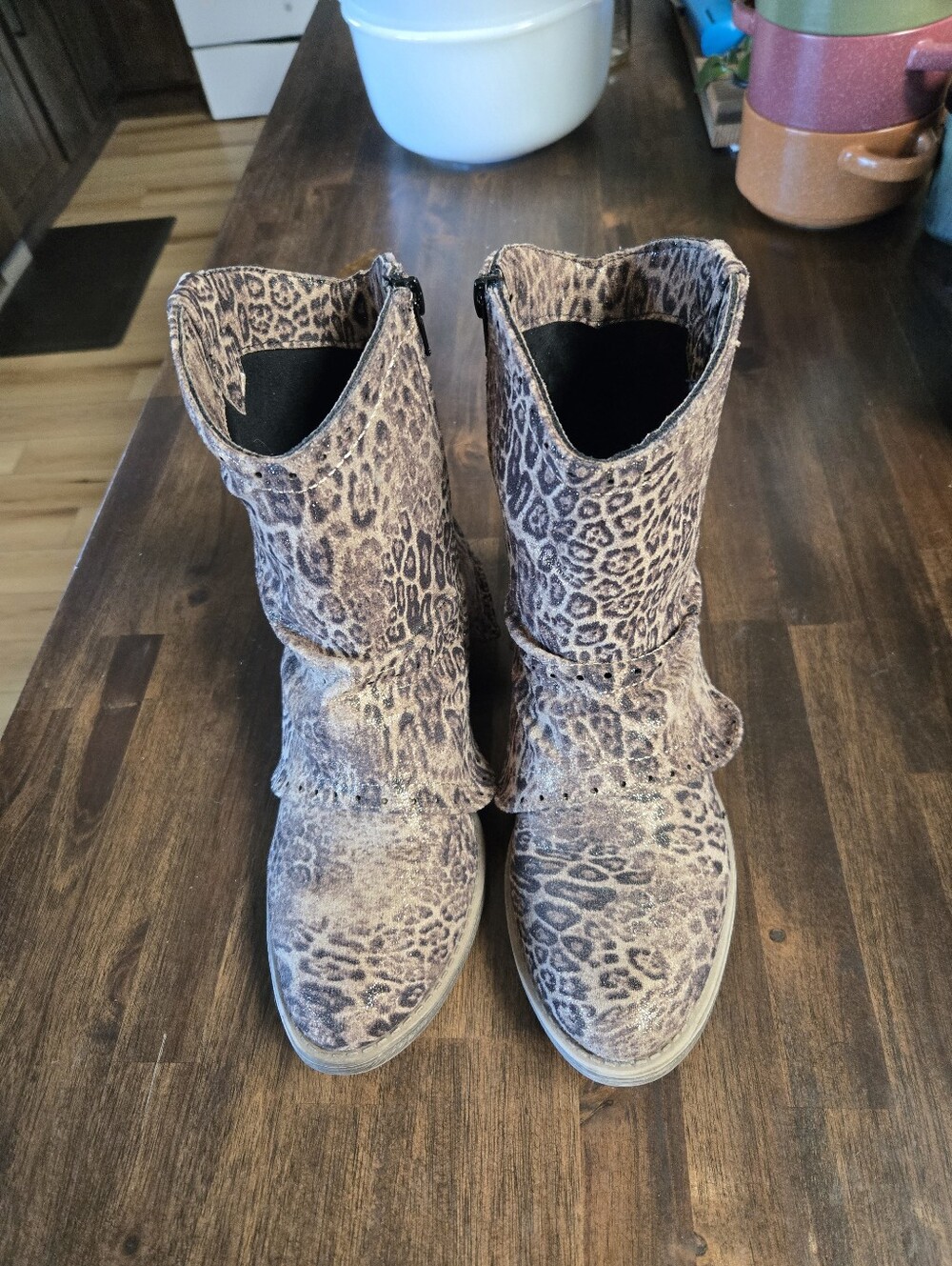 Very G Booties